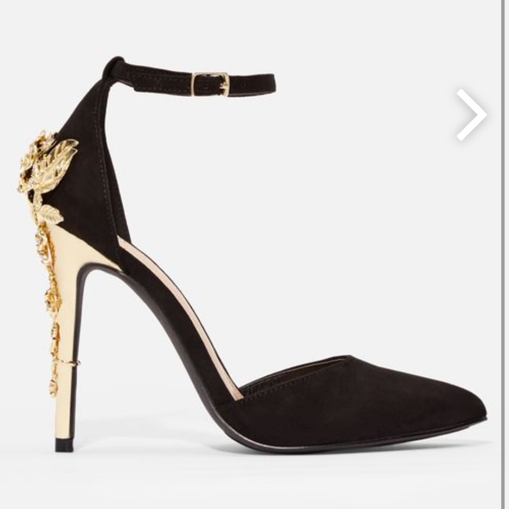 Beautiful BRAND NEW Black and Gold heels
